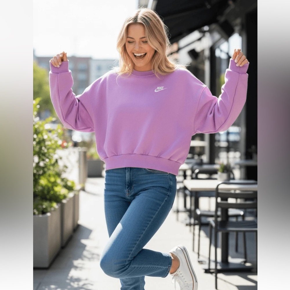 Nike Cropped Fleece Sweatshirt, pink, size Large, like new!